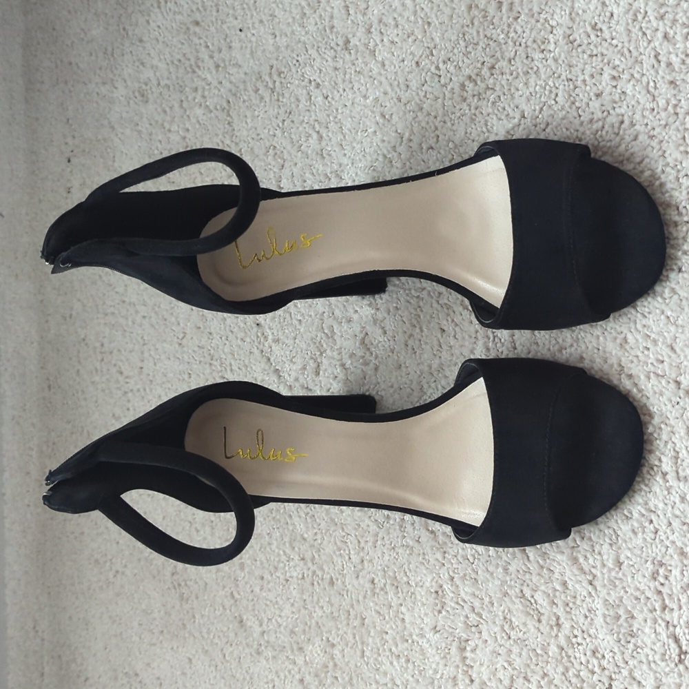 Lulu's Ankle Strap Heels - Black Velvet 9